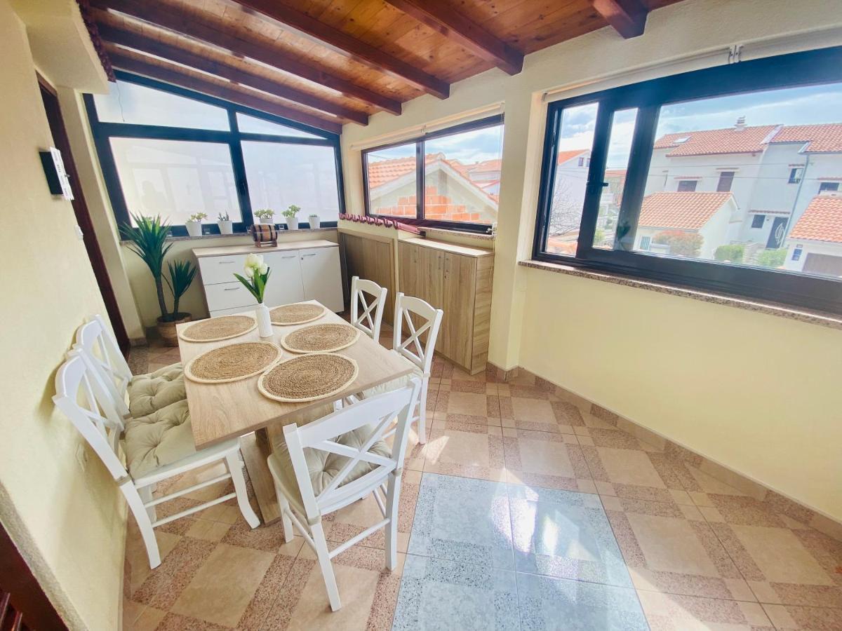 Appartamento Ela I Gabi Omišalj Esterno foto